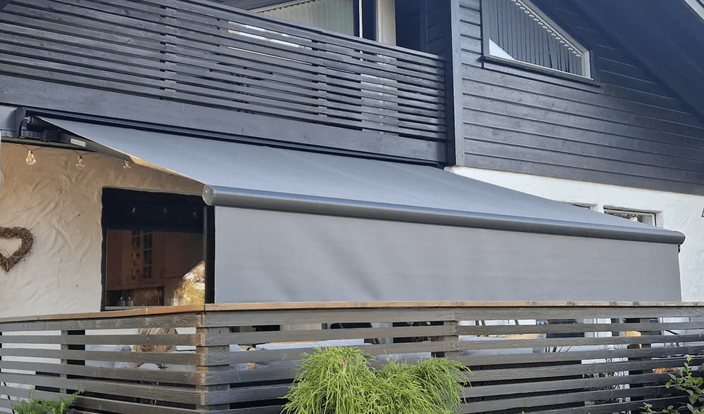Markise - Bredde fra 360 til 410 cm x utfall 260 cm