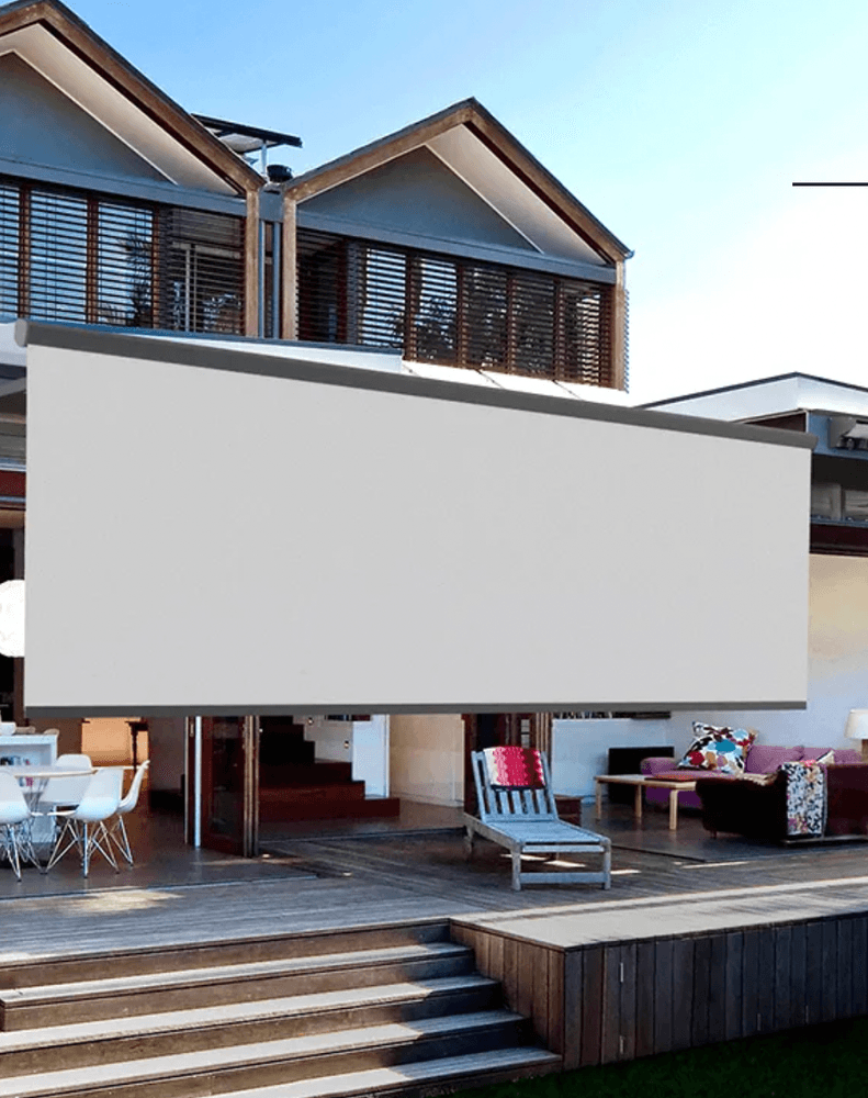 Markise - Bredde fra 535 til 590 cm x utfall 210 cm